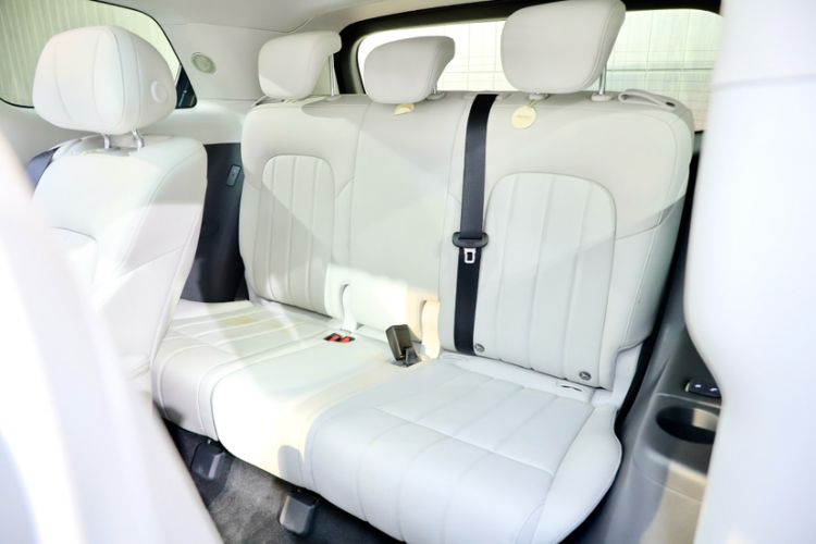 Used VOYAH Dream 2025 PHEV Four-Wheel-Drive Flagship Kunpeng Edition Interior 4