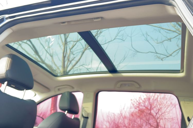 Used Sinotruk VGV U70 2020 1.5T Automatic Smart Luxury 7-Seater