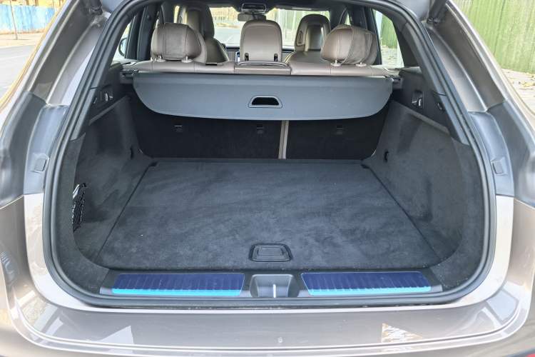 Used Mercedes-Benz EQE SUV 2023 350 4MATIC Luxury Edition
