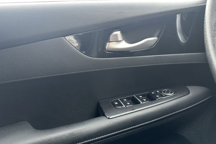 Used Kia K3 2019 1.5L CVT Smart Connectivity Version