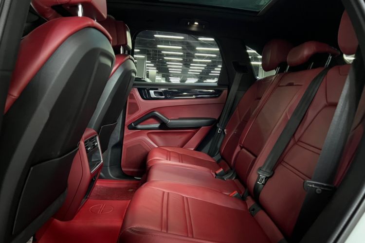 Used Porsche Cayenne 2019 Cayenne 3.0T Interior 10