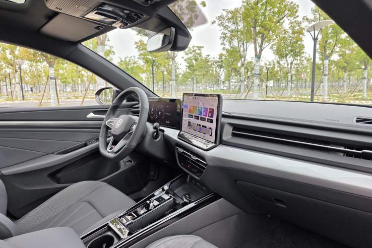 Used Volkswagen Lamando 2026 Lavida L GTS 380TSI Lingfeng Millionth Anniversary Edition
