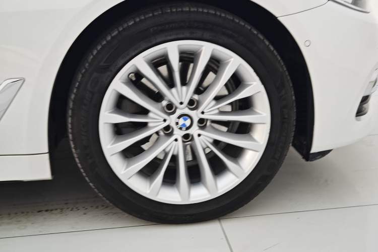 Used BMW 5 Series 2019 Facelifted 525Li Luxury Package