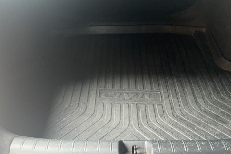 Used Honda Civic 2016 180TURBO CVT Comfort Version Exterior 9