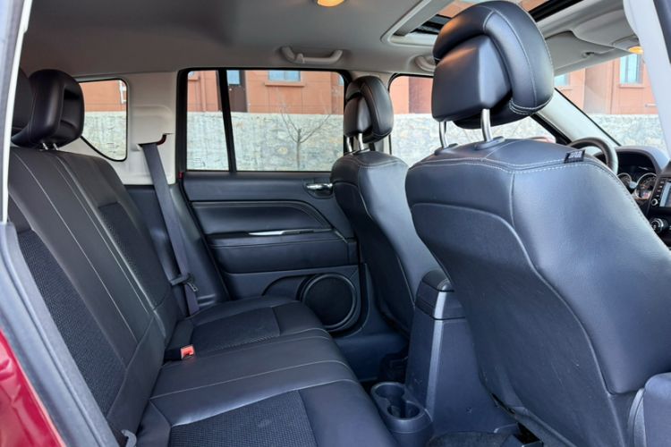 Used Jeep Compass 2014 Revised Version 2.4L Four-Wheel Drive Comfort Edition
