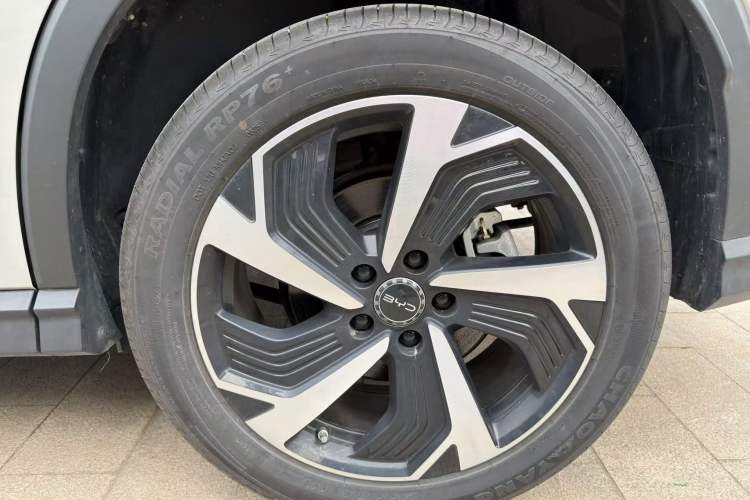 Used BYD Sealion 05 DM-i 2025 DM-i Smart Drive 115KM Flagship Model Interior 4