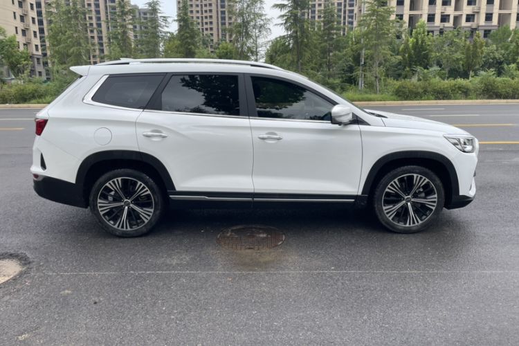 Used JETOUR X95 2023 1.6T DCT Chieftain Edition 7-Seater
