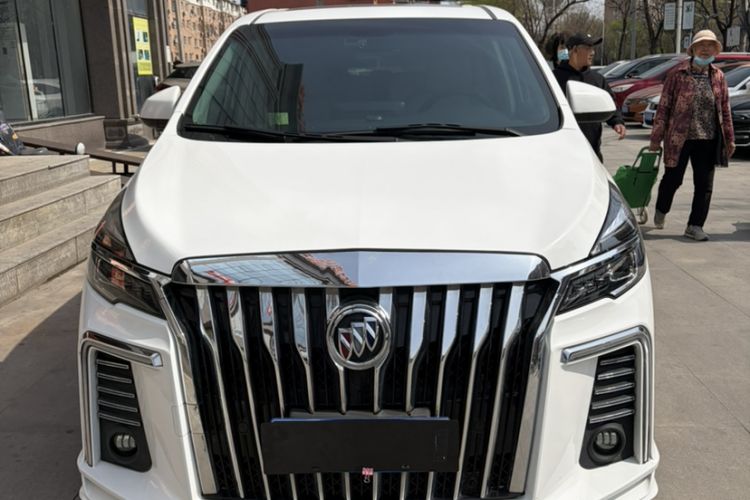 Used Buick GL8 2021 Land Cruiser Executive Class 652T Luxury Model Exterior 2