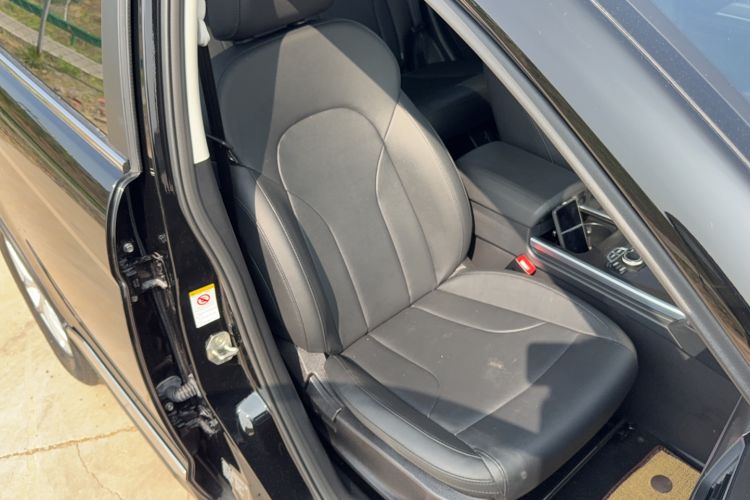 Used Haval H6 2019 Sport Edition 1.5T Automatic Two-Wheel Drive Elite Model China VI Right Front Seat