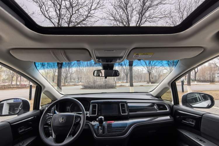 Used Honda Elysion 2019 2.0L Hybrid Luxury Edition