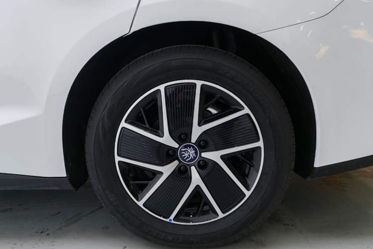 Used BYD Qin L 2024 DM-i 120KM Beyond Model