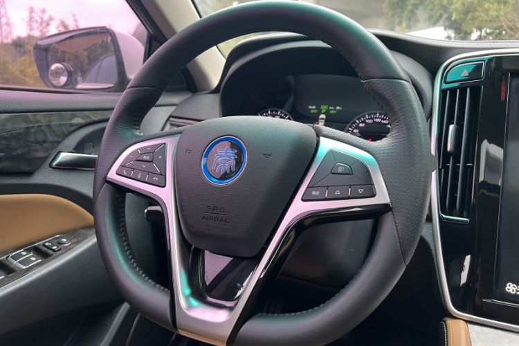 Used BYD Qin New Energy 2017 1.5T Luxury Model Steering Wheel