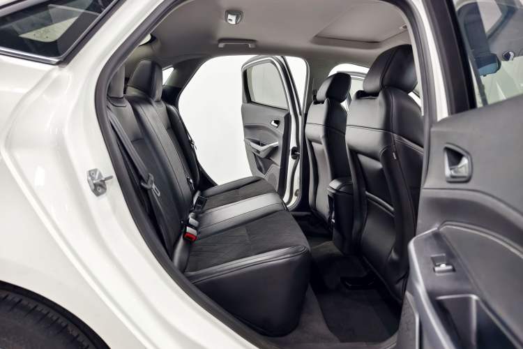 Used Ford Escort 2019 Revised Version 1.5L Automatic Enjoyment Type China VI Standard Interior 4