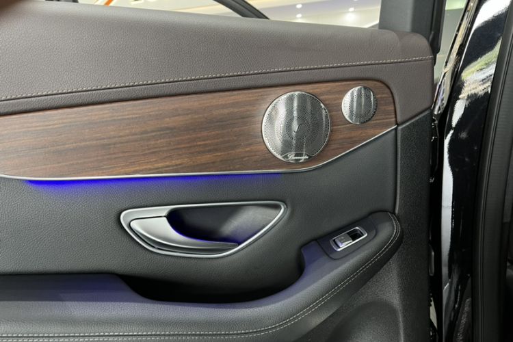 Used Mercedes-Benz GLC 2021 GLC 300 L 4MATIC Dynamic Model