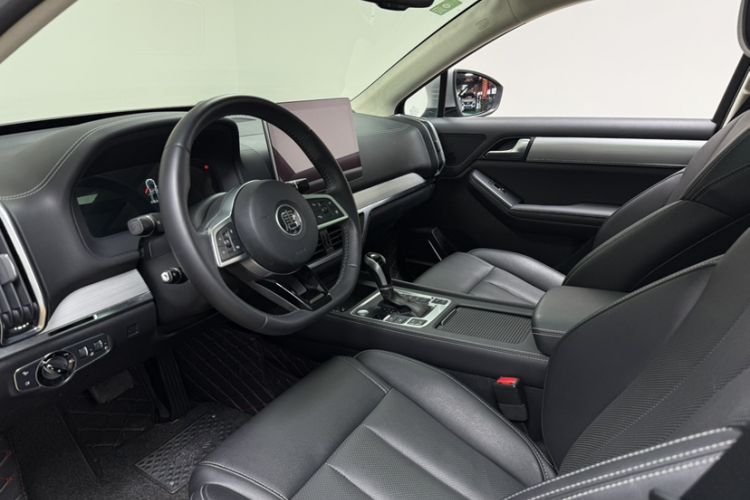 Used BYD Tang 2019 2.0T Automatic SmartConnect Luxury Version 5 Seats China VI Standard
