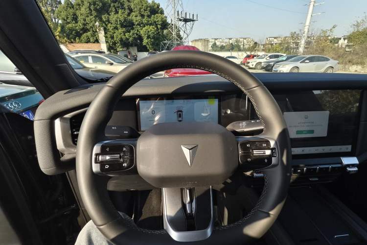 Used Deepal G318 2024 Four-Wheel Drive Comfort Edition
