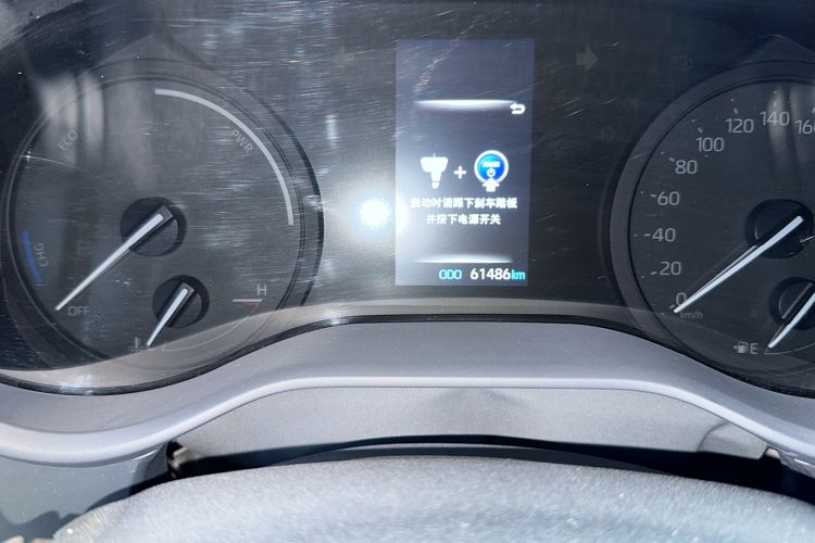 Used Toyota SIENNA 2023 2.5L Hybrid Comfort Edition Odometer Close Up