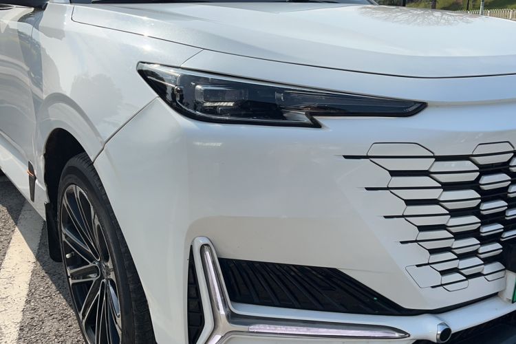 Used CHANGAN UNI-K iDD 2022 Blue Whale iDD 130km 1.5T Prestige Model Exterior 8