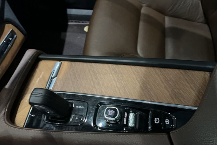 Used Volvo XC90 2021 B5 SmartDrive Luxury Edition 5-seater