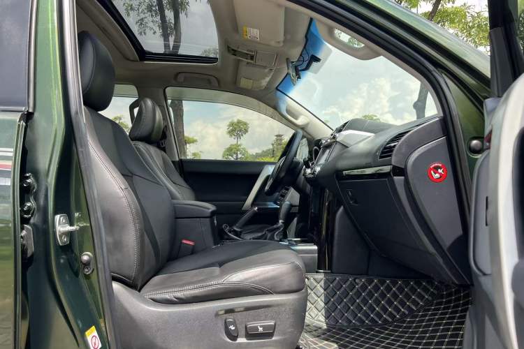 Used Toyota Prado 2015 2.7L Automatic Luxury Edition