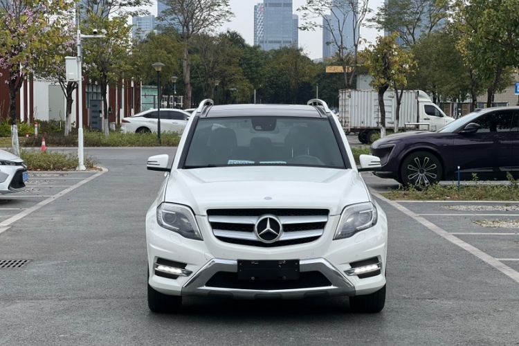 Used Mercedes-Benz GLK-Class 2015 GLK 300 4MATIC Fashion Edition Ultimate Version Exterior 9