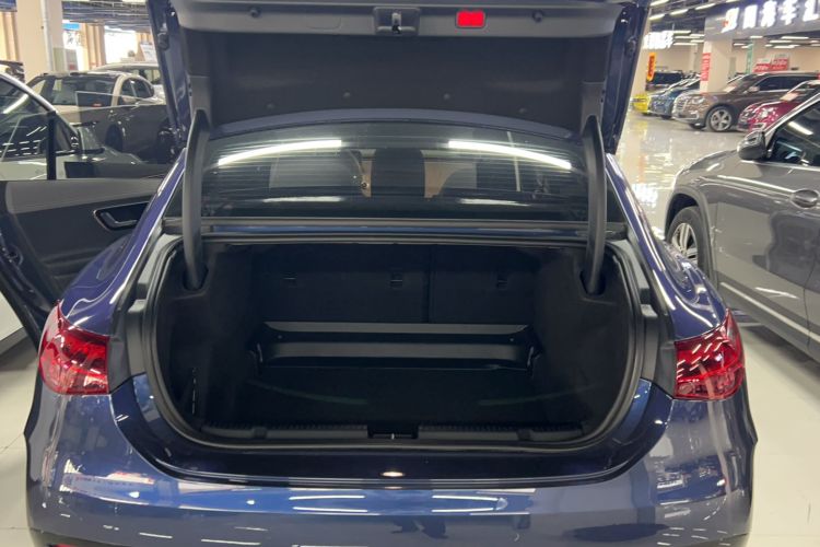 Used Mercedes-Benz EQE 2022 350 Pioneer Edition