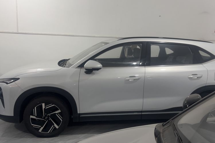 Used Wuling Xingguang S 2024 130 km Flagship Version Exterior 2