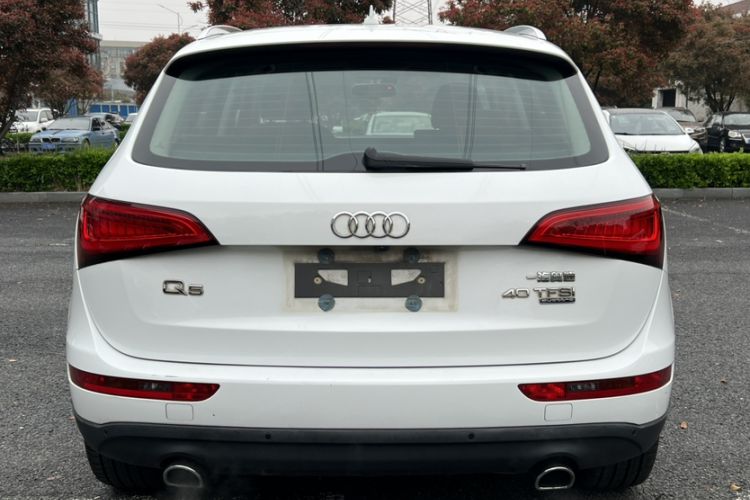 Used Audi Q5 2015 40 TFSI Comfort Model
