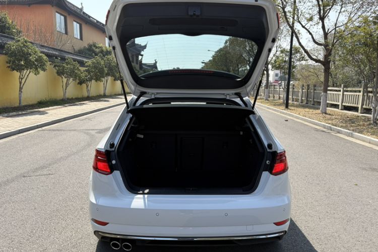 Used Audi A3 2020 Restyled Sportback 35 TFSI Entry-Level China VI Emission Standard