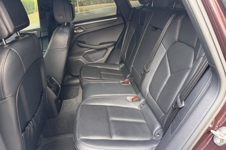 Used Porsche Macan 2024 Macan 2.0T