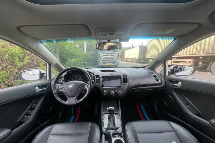 Used Kia K3 2016 1.6L Automatic GLS
