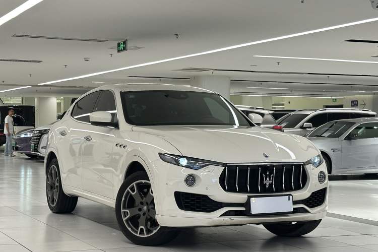 Used Maserati Levante 2016 3.0T Standard Edition Exterior 2