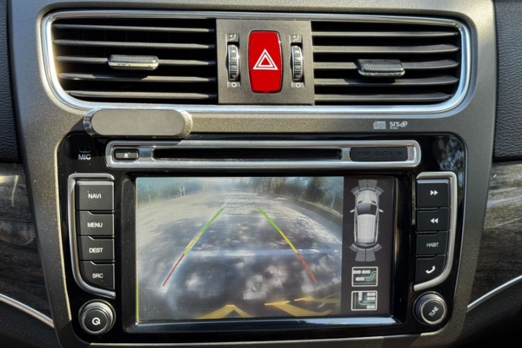 Used Haval H8 2015 2.0T Two-Wheel-Drive Standard Version
