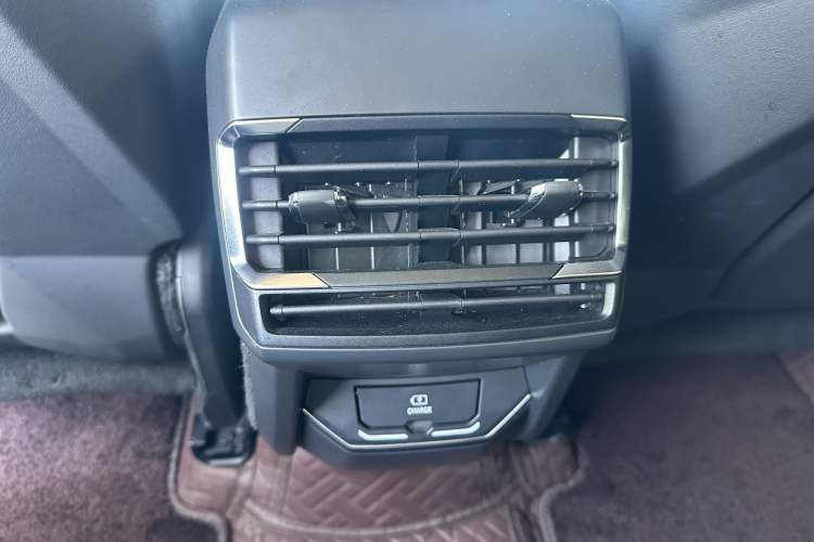 Used Lynk & Co 05 2020 2.0TD Two-Wheel Drive Shine Halo