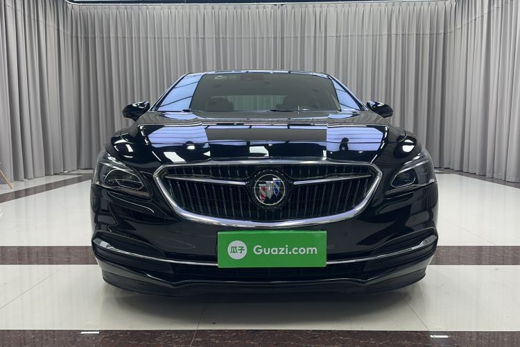 Used Buick LaCrosse 2016 28T Luxury Version Front