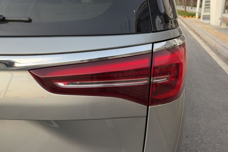 Used Buick GL8 2023 ES Lu Zun Deluxe Model
