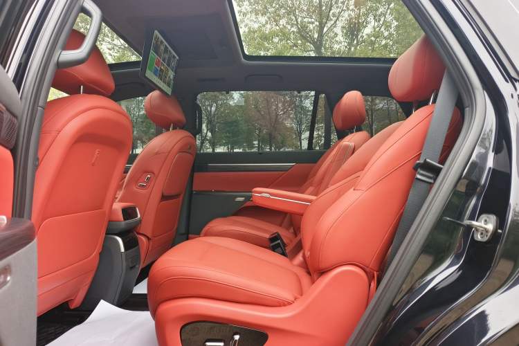 Used Dongfeng eπ eπ008 2025 636Ultra LikeYi Edition 6-Seater
