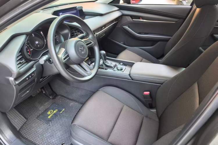 Used Mazda Mazda 3 Axela 2021 2.0L Automatic Zhiqing Edition
