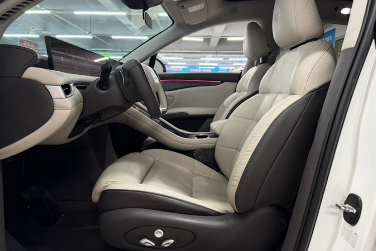 Used IM LS6 2023 Max Standard Edition