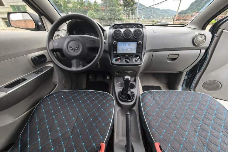 Used Wuling Hongguang 2010 1.2L Base Version China IV Standard
