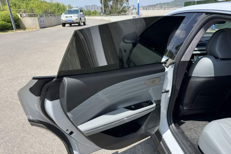 Used Geely Galaxy E8 2025 700 km Long-Range Intelligent Driving Version
