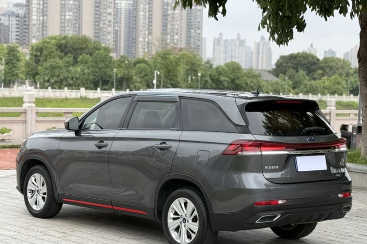 Used CHANGAN OSHAN X7 PLUS 2022 1.5T Blue Whale Edition Automatic Luxury Version Exterior 2