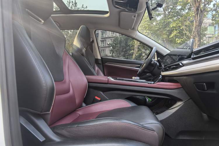 Used SOL QX 2022 300T DCT Moon Exploration Edition