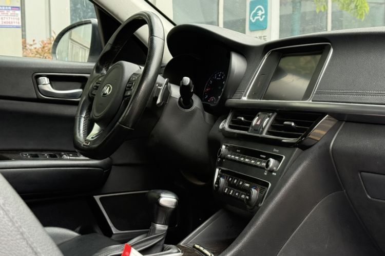 Used Kia K5 2016 1.6T Automatic LUX
