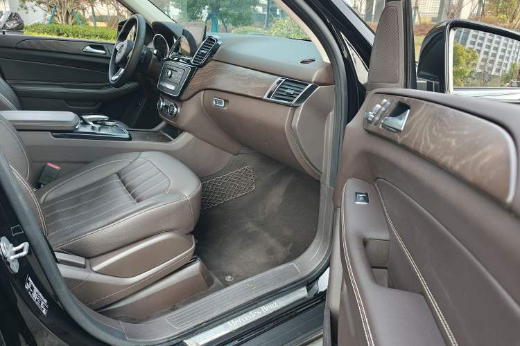 Used Mercedes-Benz GLE 2016 GLE 400 4MATIC
