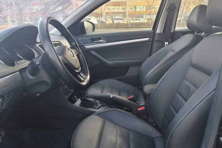 Used Volkswagen Lavida 2018 Classic 1.5L Automatic Comfort Edition China VI Standard