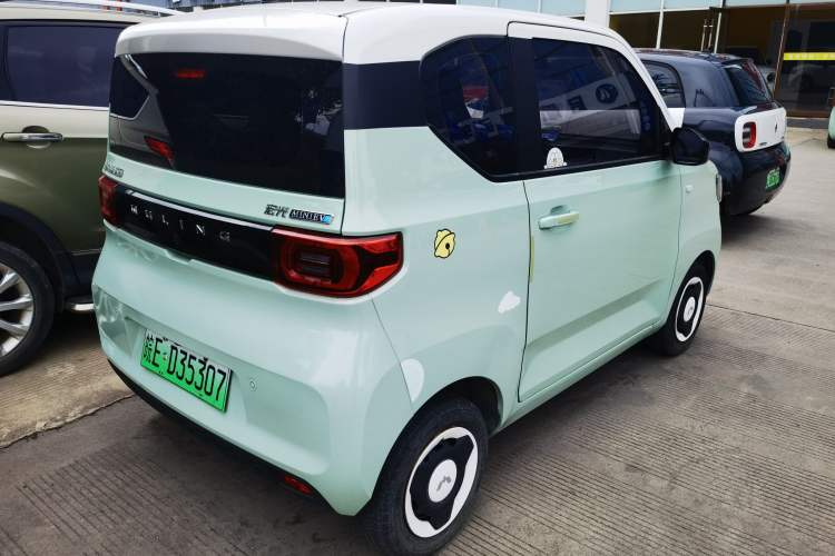 Used Wuling Hongguang MINIEV 2021 Macaron Premium Model – Lithium Iron Phosphate