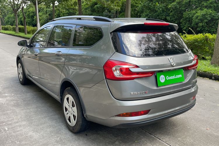 Used Baojun 310W 2017 1.5L Manual Comfort Version China VI Emission Standard