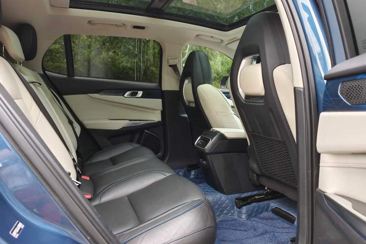 Used Lynk & Co 01 2017 2.0T Two-Wheel Drive Zhaopu Version