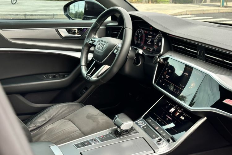 Used Audi A6L 2019 40 TFSI Luxury Dynamic Model
